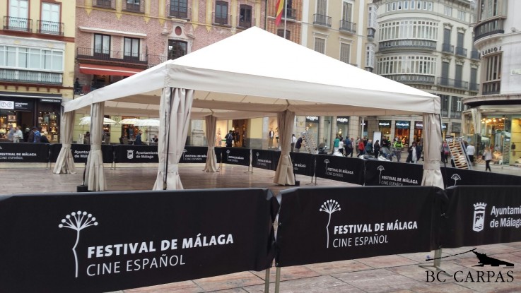 Para el Festival de Malaga pusimos una carpa para los invitados.